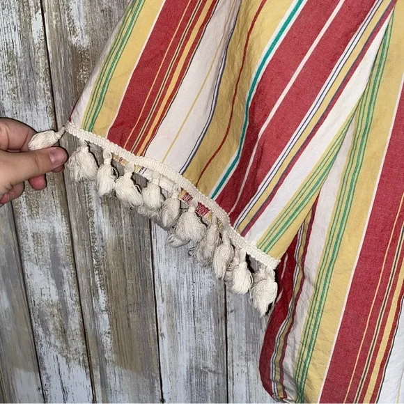 Striped Off-Shoulder Women's Top - Picture 2 of 5